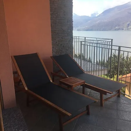 Riflessi Di Appartement Dorio